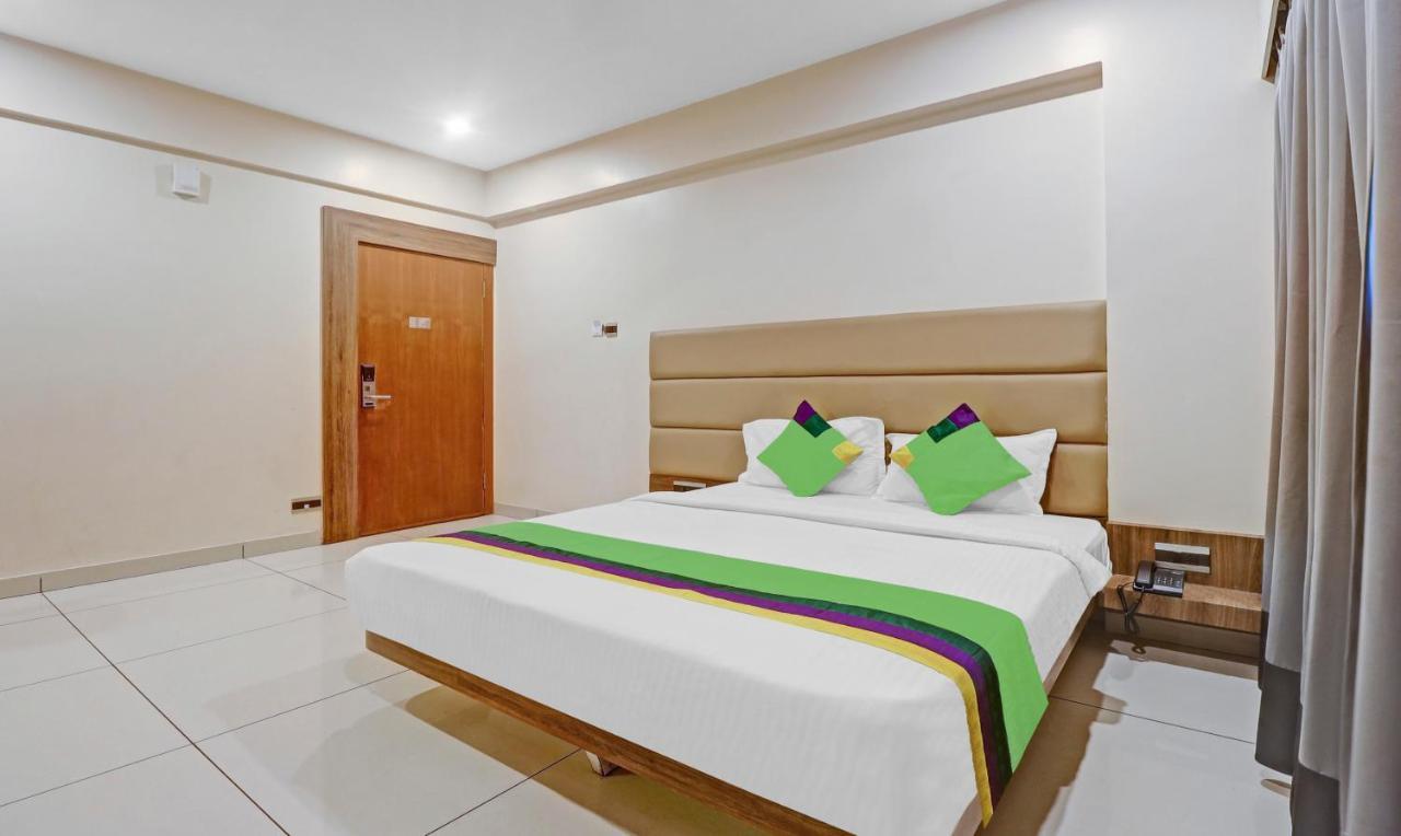 Treebo Silver Key, Marathahalli Bangalore Eksteriør billede